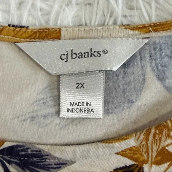 CJ BANKS Womens Floral 3/4 Sleeve Top Size 2X Beige Blue Pullover Casual Comfy - Picture 3 of 7